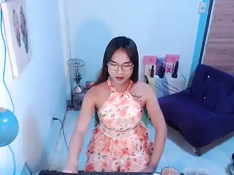 Sweet kendall xxx online show from 04-07-26, 08:09