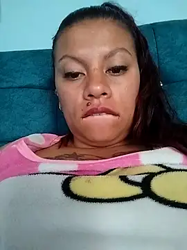 Snapshot of daphne-glow chatting on 12-03-25, 02:48 daphne-glow online show from 12-03-25, 02:48