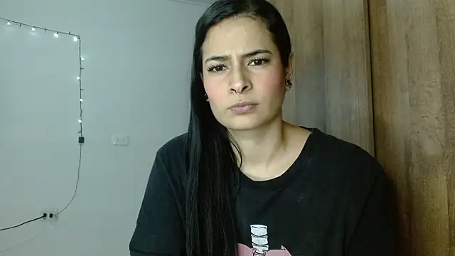 DARKJOLIE7 online show from 02-01-26, 08:18