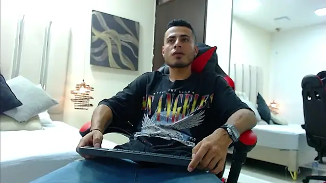 MatthewCullen online show from 12-01-25, 09:20