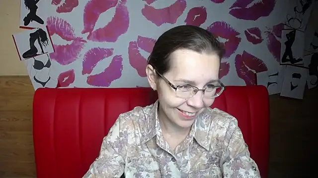 Snapshot of DaisyEdit chatting on 12-14-25, 06:30 DaisyEdit online show from 12-14-25, 06:30