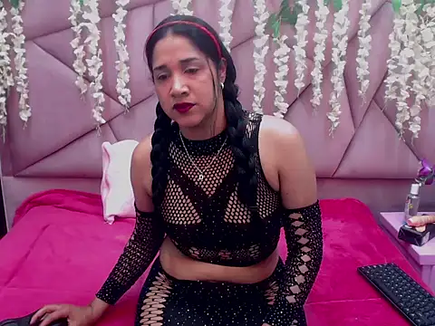 Snapshot of seleneRose69 chatting on 12-05-25, 02:09 seleneRose69 online show from 12-05-25, 02:09