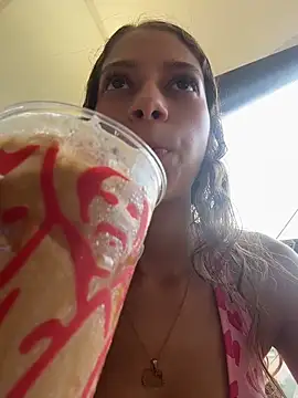 Vanneskk online show from 04-28-26, 10:04