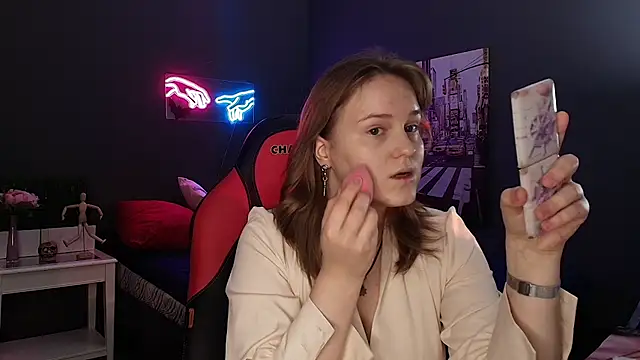 Snapshot of Rada_Reiss chatting on 11-28-25, 04:20 Rada Reiss online show from 11-28-25, 04:20