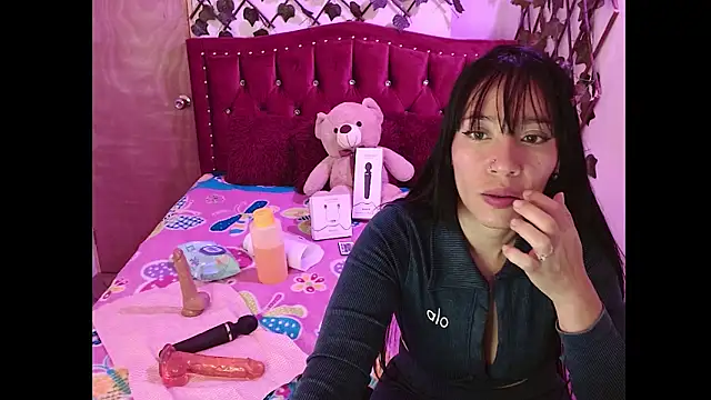 Ema hot 01 online show from 03-11-26, 08:48