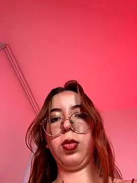 Snapshot of kattyhards chatting on 11-29-25, 10:46 kattyhards online show from 11-29-25, 10:46