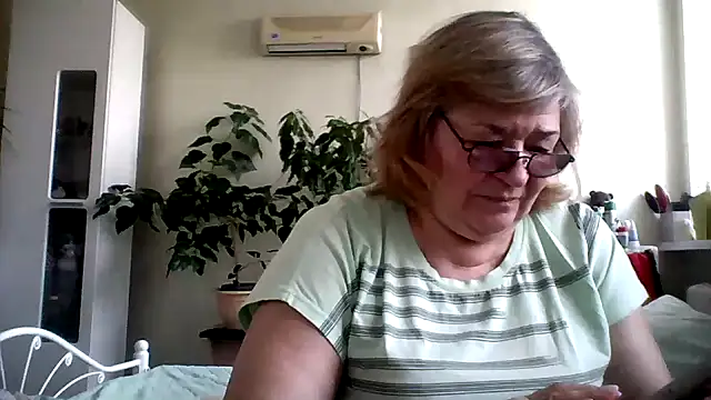 Snapshot of rekelme chatting on 03-07-25, 09:18 rekelme online show from 03-07-25, 09:18