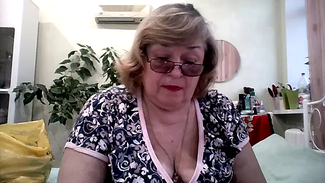 Snapshot of rekelme chatting on 03-07-25, 03:49 rekelme online show from 03-07-25, 03:49