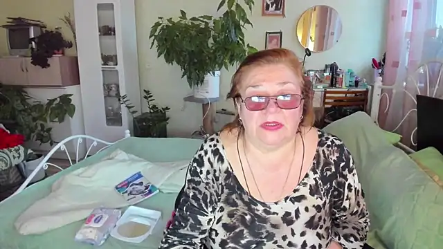 Snapshot of rekelme chatting on 09-21-25, 03:52 rekelme online show from 09-21-25, 03:52