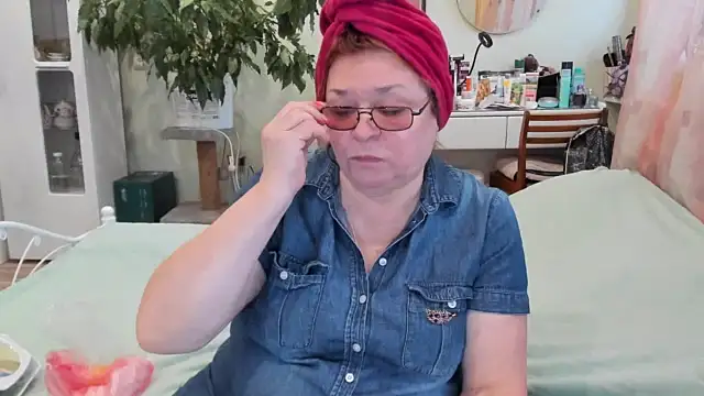 Snapshot of rekelme chatting on 10-29-25, 06:04 rekelme online show from 10-29-25, 06:04