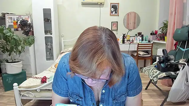 Snapshot of rekelme chatting on 11-22-25, 03:55 rekelme online show from 11-22-25, 03:55