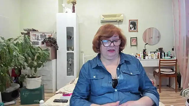 Snapshot of rekelme chatting on 12-15-25, 06:39 rekelme online show from 12-15-25, 06:39