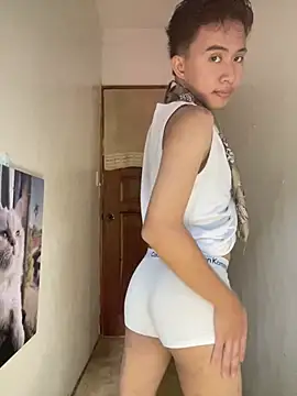 asiantwink0000 online show from 02-03-26, 06:11