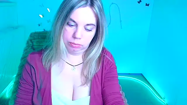 Amanda Swannn online show from 04-23-26, 12:29