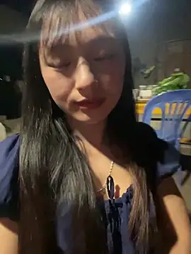 Snapshot of Mayli2x chatting on 11-29-25, 12:30 Mayli2x online show from 11-29-25, 12:30