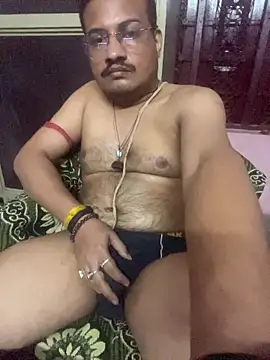 Snapshot of Saxymood1111 chatting on 11-30-25, 07:34 Saxymood1111 online show from 11-30-25, 07:34