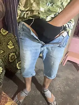 Snapshot of Saxymood1111 chatting on 12-02-25, 08:15 Saxymood1111 online show from 12-02-25, 08:15