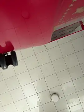 Mia fiire online show from 04-19-26, 08:11