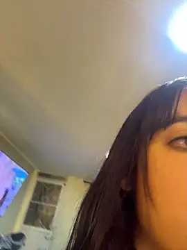 Snapshot of Mia_fiire chatting on 05-24-26, 05:23 Mia fiire online show from 05-24-26, 05:23