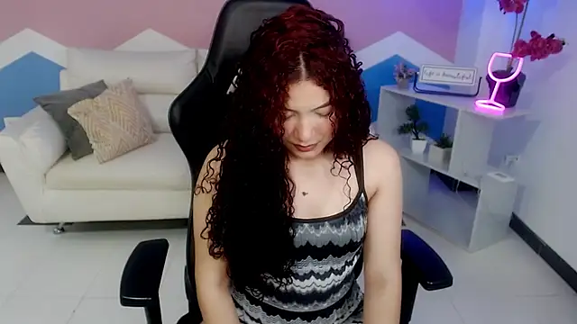 zahira1 online show from 02-07-26, 07:17