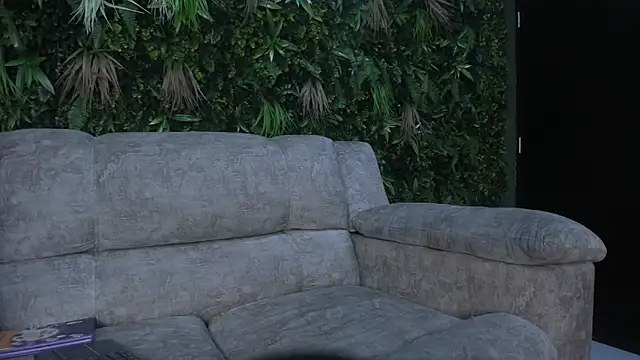 ObsidianOrchid online show from 12-04-25, 12:03