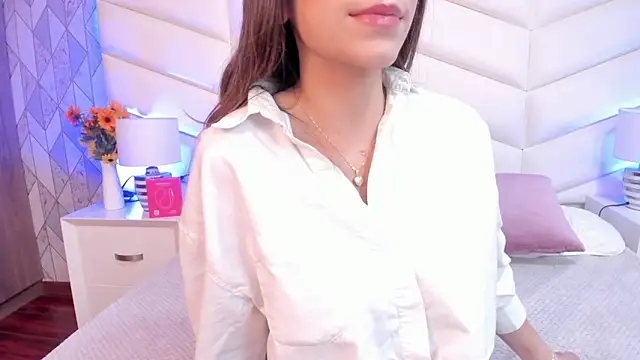 Lizzi Hotman  online show from 02-10-26, 08:35