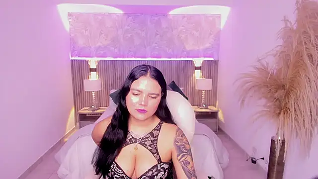 Snapshot of Allyson_brown_ chatting on 12-14-25, 11:48 Allyson brown online show from 12-14-25, 11:48