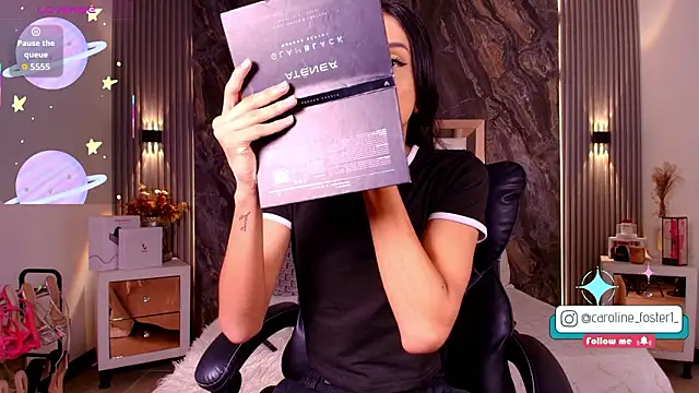 Caroline foster1 online show from 02-17-26, 12:12