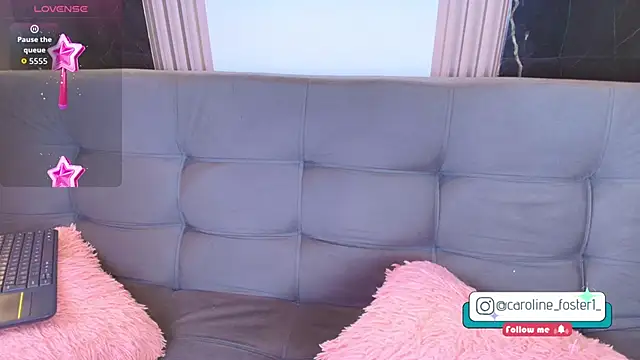 Snapshot of Caroline_foster1 chatting on 05-18-26, 01:06 Caroline foster1 online show from 05-18-26, 01:06