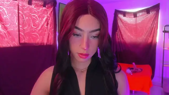 Snapshot of Ounla_Sweet chatting on 05-16-26, 09:35 Ounla Sweet online show from 05-16-26, 09:35
