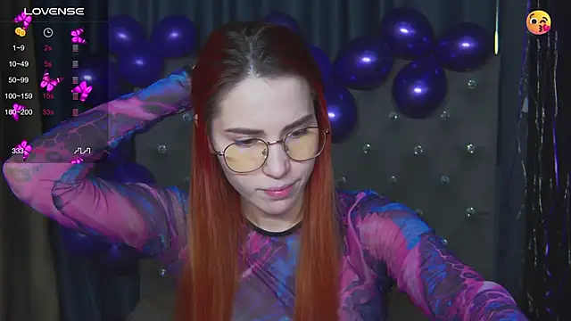 Snapshot of Emily_Kente chatting on 12-05-25, 12:41 Emily Kente online show from 12-05-25, 12:41