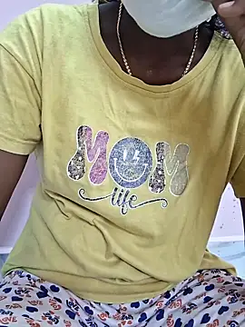 Snapshot of Tamil_Laksh chatting on 11-29-25, 05:32 Tamil Laksh online show from 11-29-25, 05:32