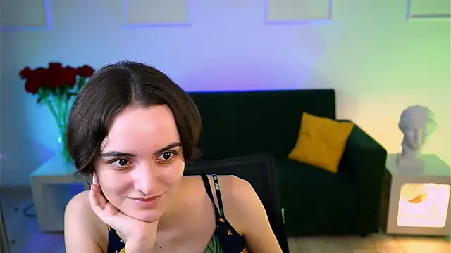 Snapshot of KateWillows chatting on 12-05-25, 04:21 KateWillows online show from 12-05-25, 04:21