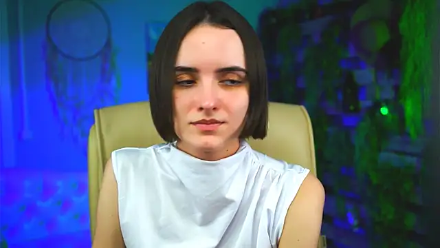 KateWillows online show from 04-03-26, 04:21