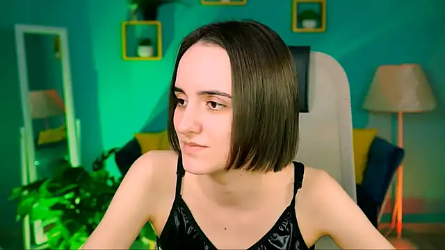 KateWillows online show from 04-06-26, 04:46