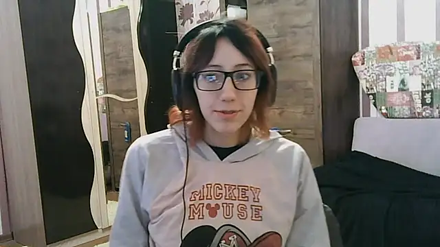 AmandaGimenez online show from 12-04-25, 10:13