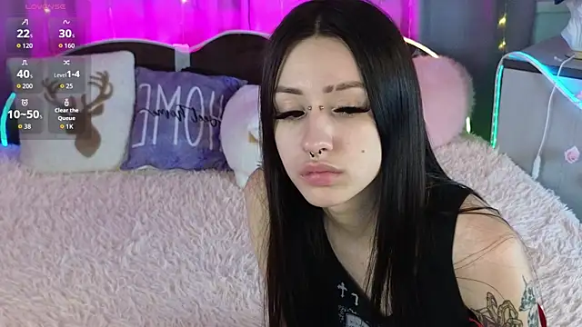 Snapshot of CosmicCanddy chatting on 12-16-25, 08:25 CosmicCanddy online show from 12-16-25, 08:25