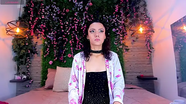 CharlotteKraviz online show from 12-22-25, 07:11