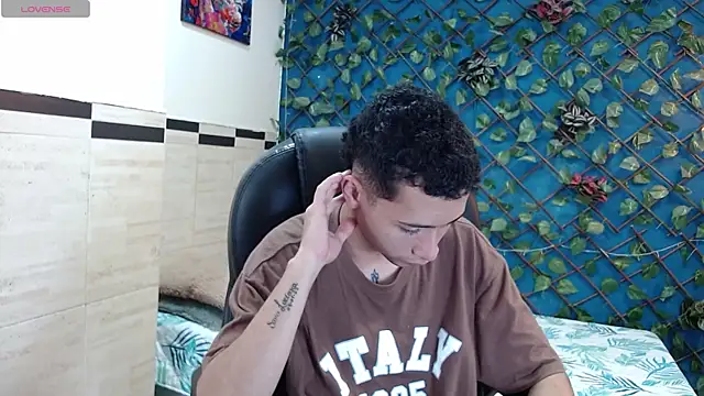 LucassSmith11 online show from 04-18-26, 07:18