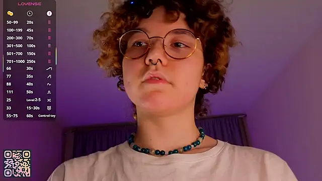 Snapshot of JoiHannaman chatting on 12-02-25, 06:03 JoiHannaman online show from 12-02-25, 06:03