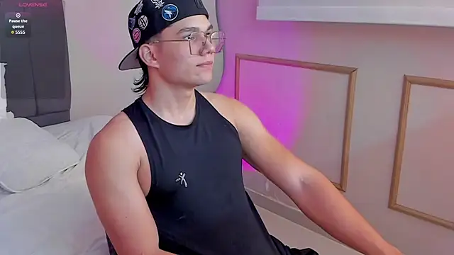 Thony Big online show from 04-25-26, 07:22