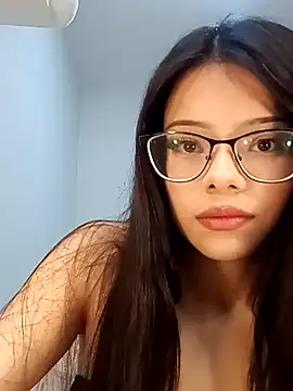 Snapshot of omifresita chatting on 06-12-26, 04:50 omifresita online show from 06-12-26, 04:50