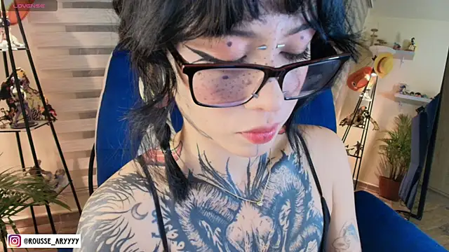 AryRousse online show from 04-16-26, 01:39