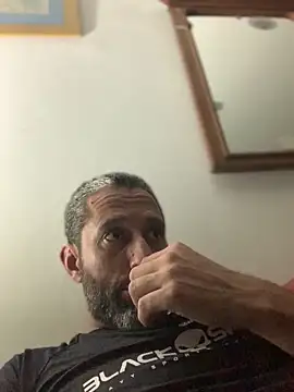 Calientesensible online show from 03-27-26, 03:12