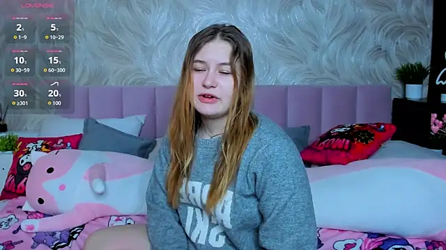 Snapshot of MilanaXHoney chatting on 01-18-26, 01:09 MilanaXHoney online show from 01-18-26, 01:09