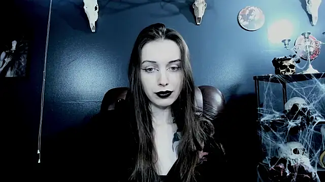 Snapshot of MistressNightmare chatting on 12-03-25, 08:29 MistressNightmare online show from 12-03-25, 08:29