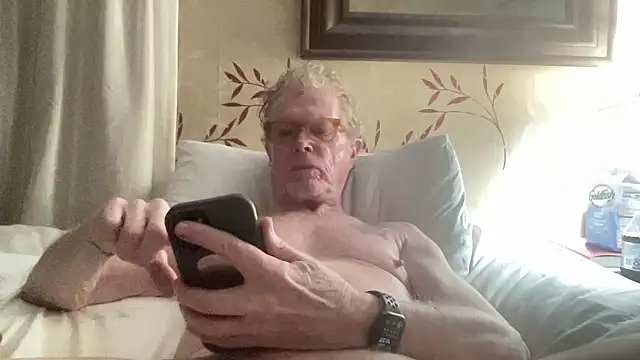 Tom03276 online show from 01-15-26, 04:28