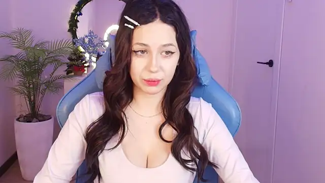 Snapshot of _K1sa_ chatting on 12-14-25, 08:41 K1sa online show from 12-14-25, 08:41