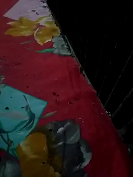 Snapshot of qeen3321 chatting on 11-30-25, 04:22 qeen3321 online show from 11-30-25, 04:22