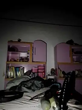 Cuchurus1216 online show from 01-11-26, 01:05